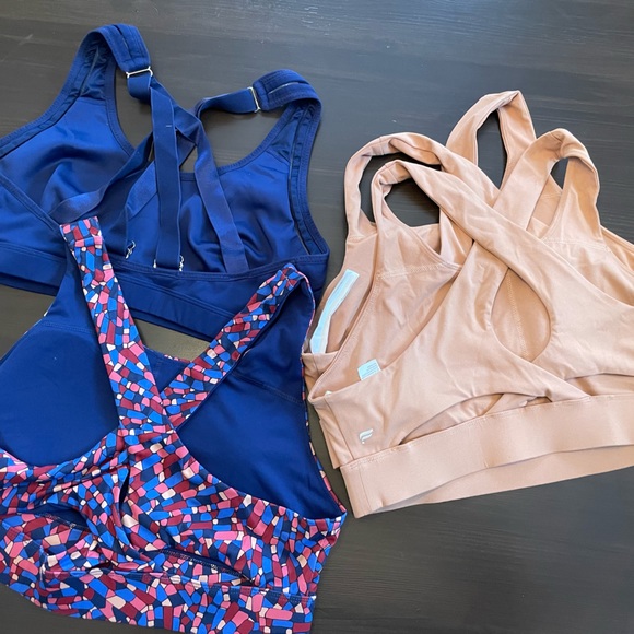 4 XL Fabletics Sports Bras, washed, not worn - Picture 2 of 3